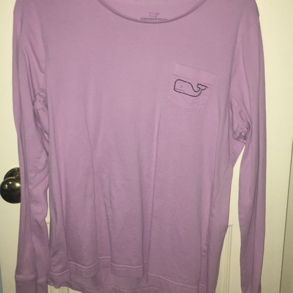 Vineyard Vines Women’s lavender graphic tee
